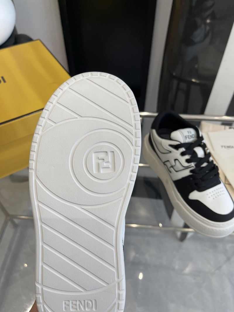 Fendi Low Shoes